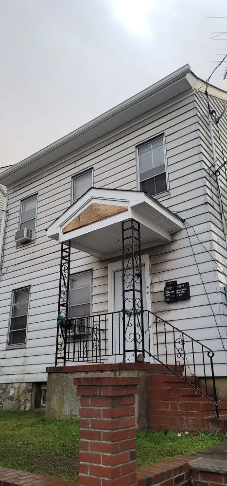 Slide of Mr fix and Remodeling