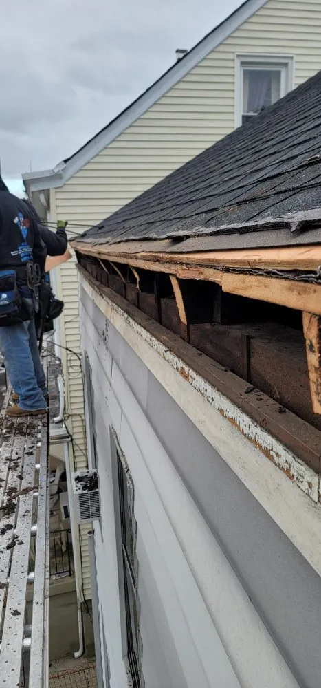 Slide of Mr fix and Remodeling