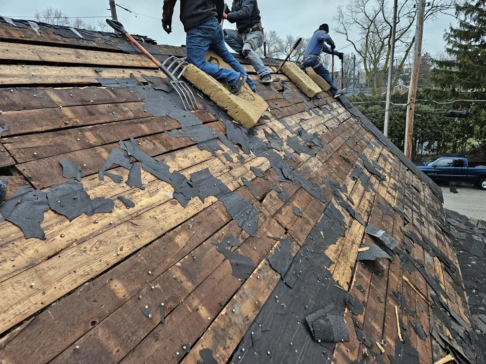 Local residential roofing service in Colmar, PA by Mr. General Builder