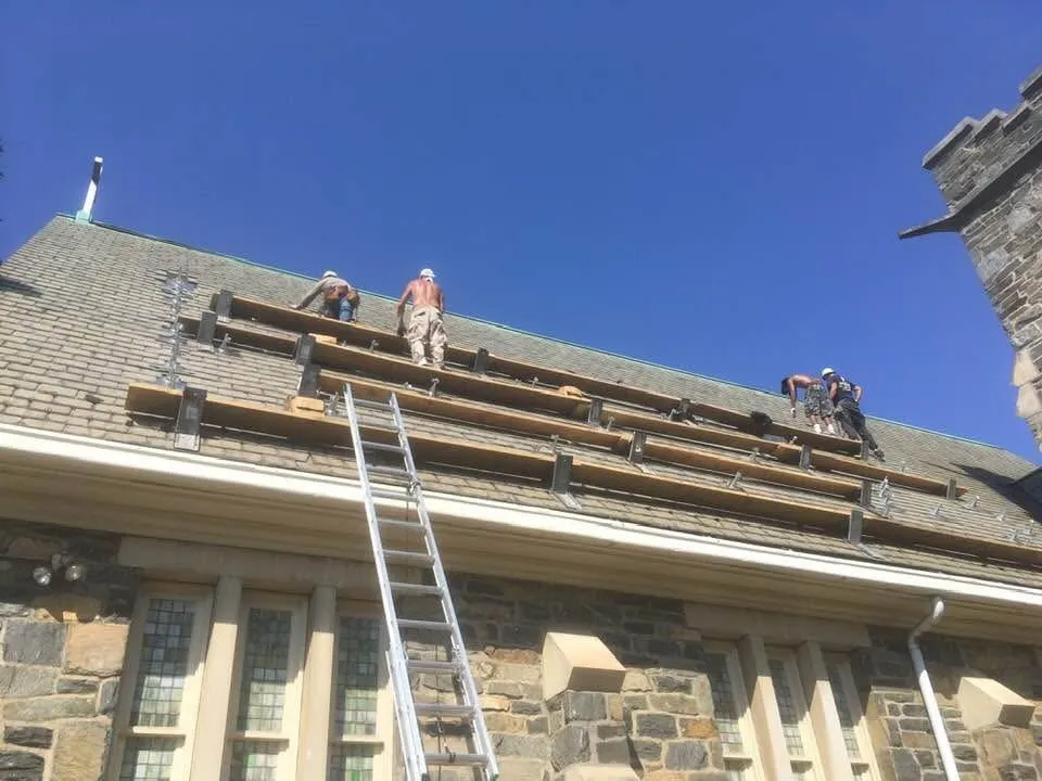 Slide of Mr Gomez Plumbing and Roofing