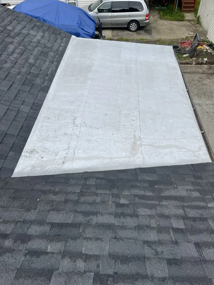 Slide of Mr Mendoza Roofing