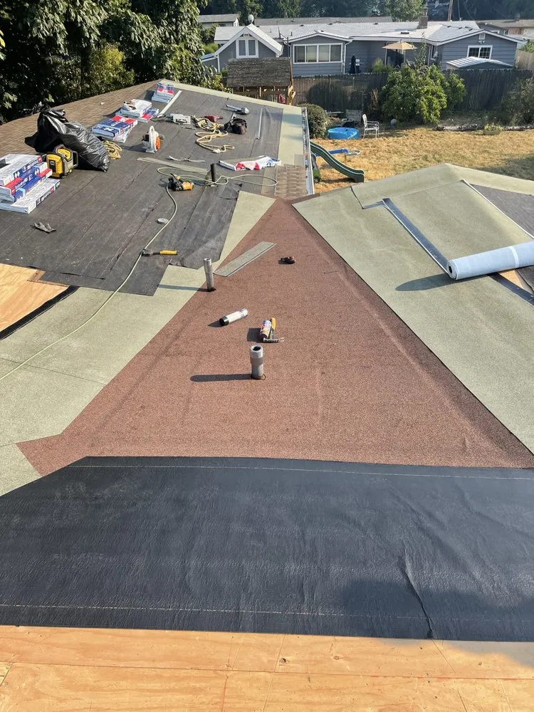 Slide of Mr Mendoza Roofing