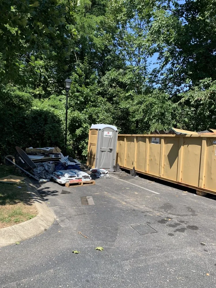 Slide of Mr. Roof Nashville