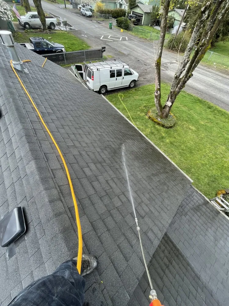 Slide of Mr Roof Pro