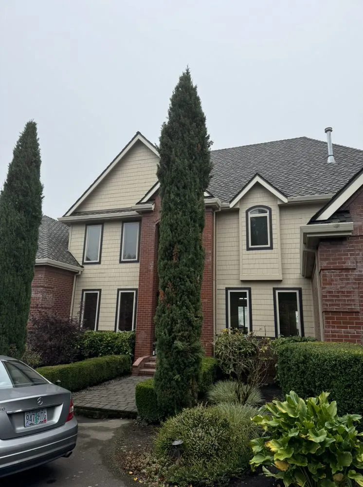 Slide of Mr Roof Pro