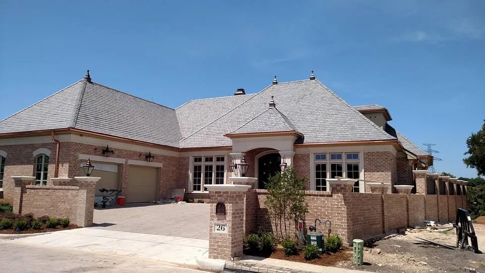 Slide of Mr Roofing & Gutters