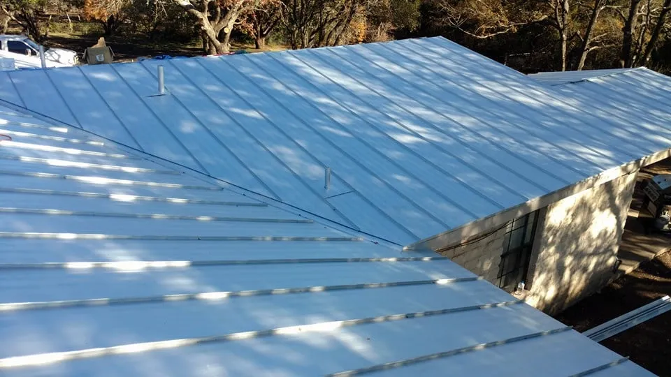 Slide of Mr Roofing & Gutters