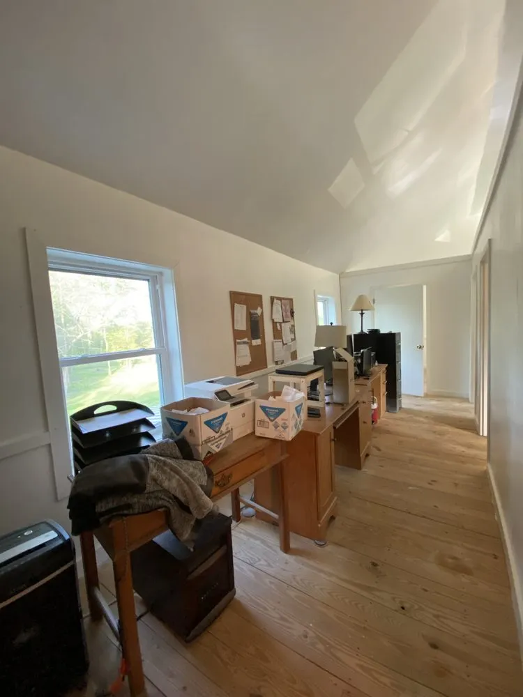 Slide of MR Roofing & Painting