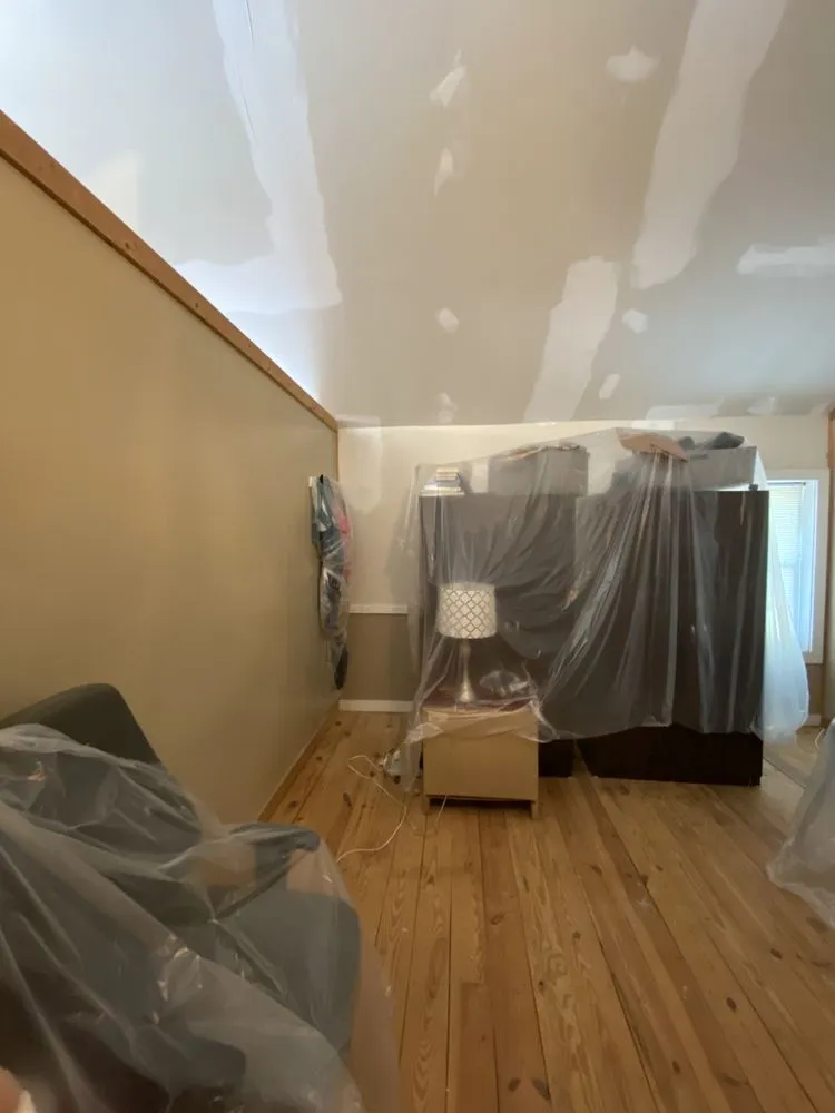 Slide of MR Roofing & Painting