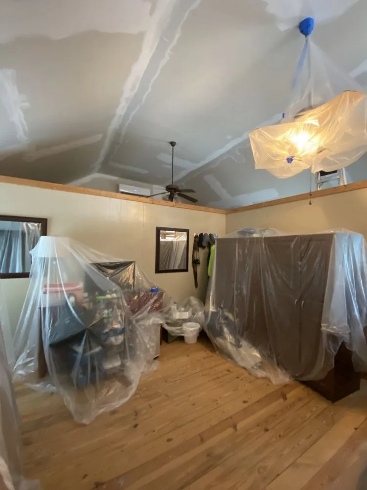 Slide of MR Roofing & Painting