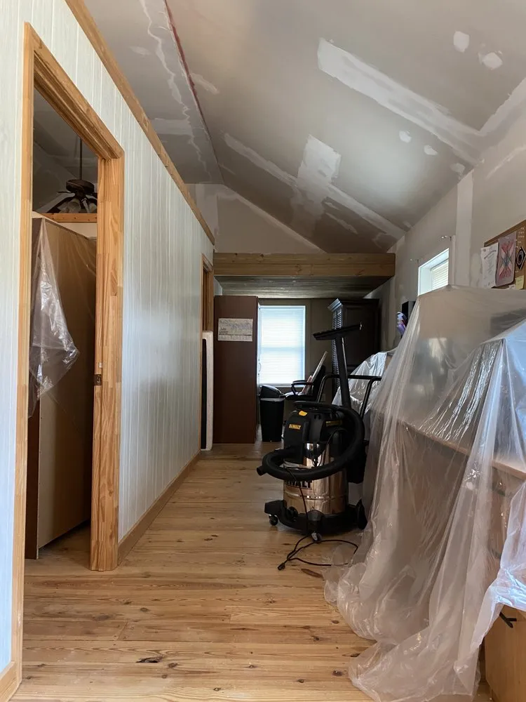 Slide of MR Roofing & Painting