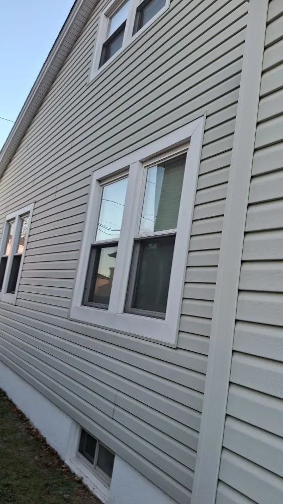 Slide of Mr Roofing & Siding