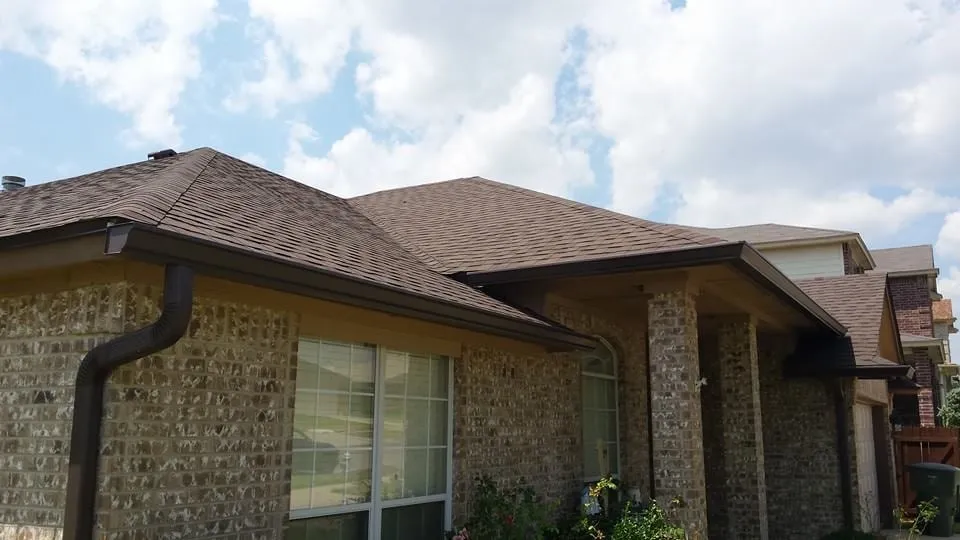 Slide of Mr. Roofing Contractors