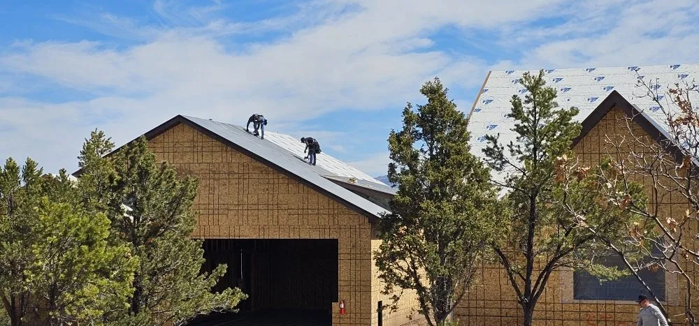 Slide of M&R Roofing