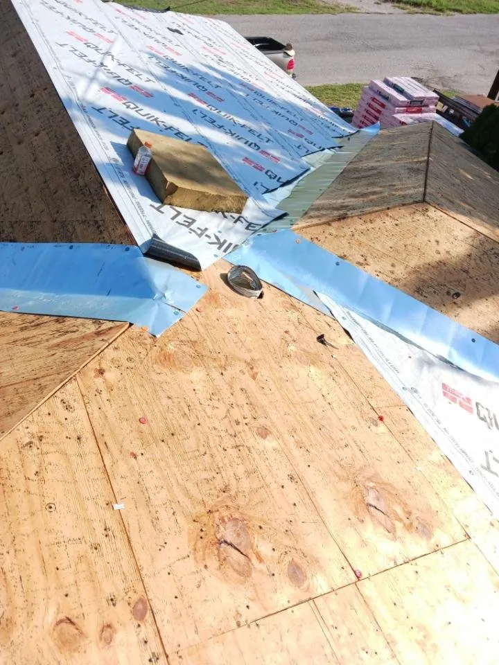 Top-rated metal roofing installation in Poolville, TX - Mr. Roofing