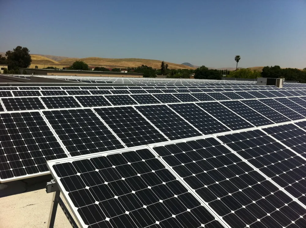 Slide of Mr. Roofing