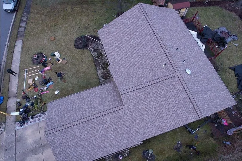 Slide of M&R Roofing