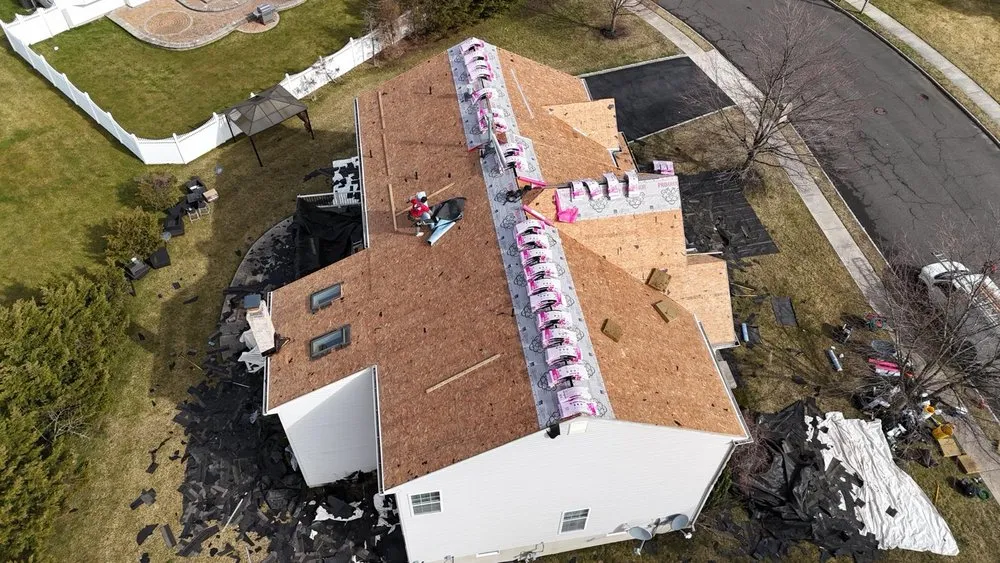 Slide of M&R Roofing