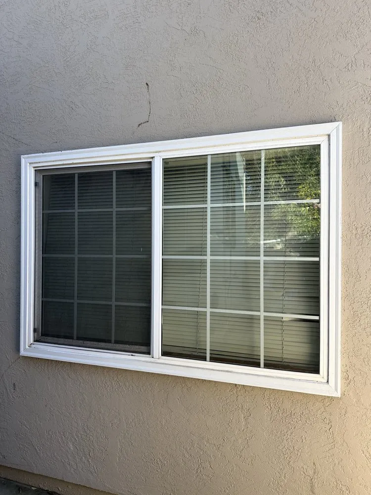 Slide of Mr Sid Handyman