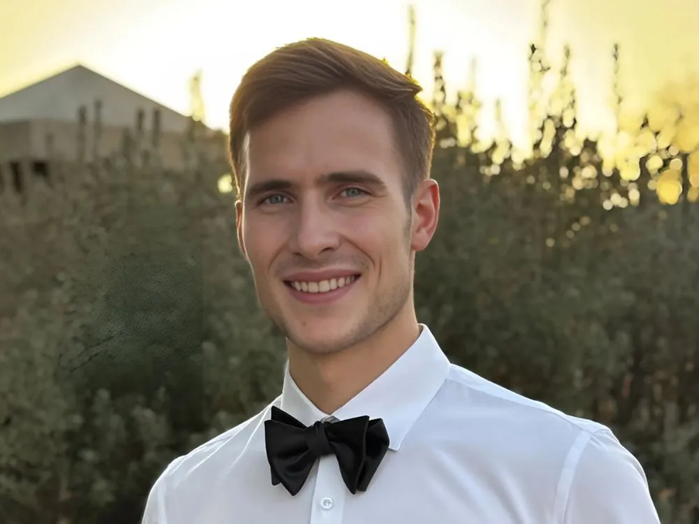 Slide of Mr Upgrade Handyman Services