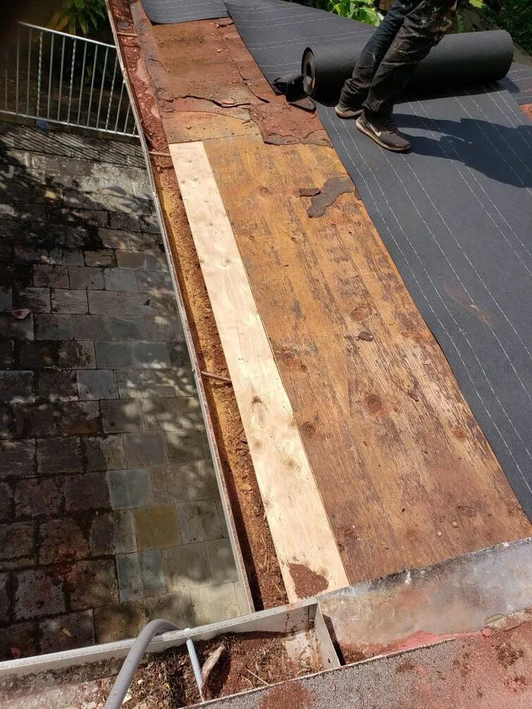 Slide of MRC Roofing