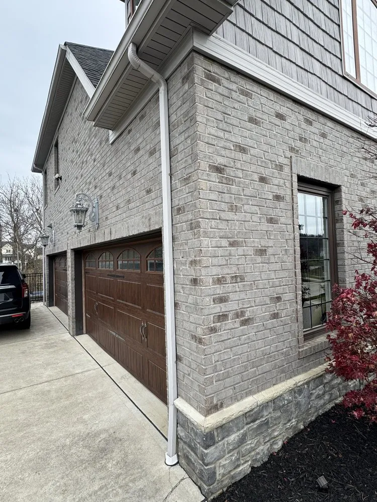 Slide of Mrocek & Co