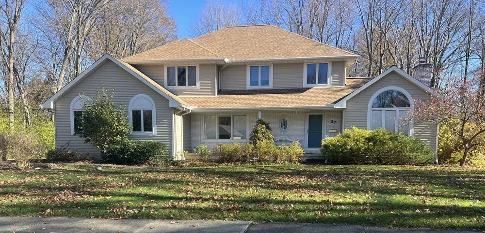 Slide of M&T Roofing and Restoration