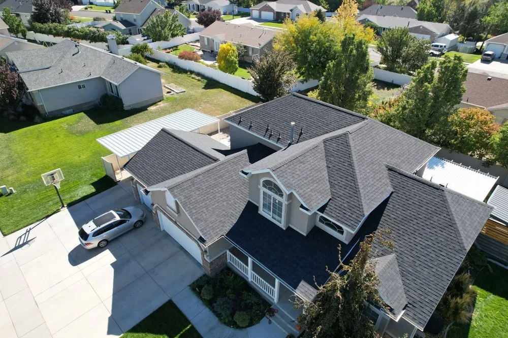 Slide of MTM Roofing