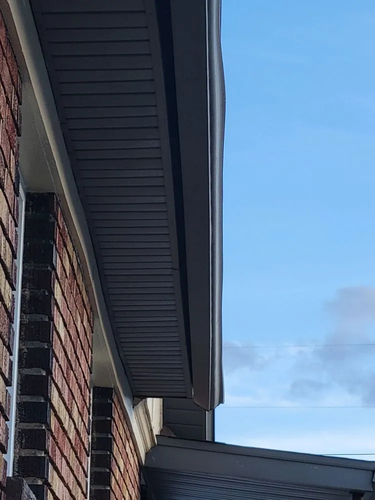 Slide of MTM Roofing