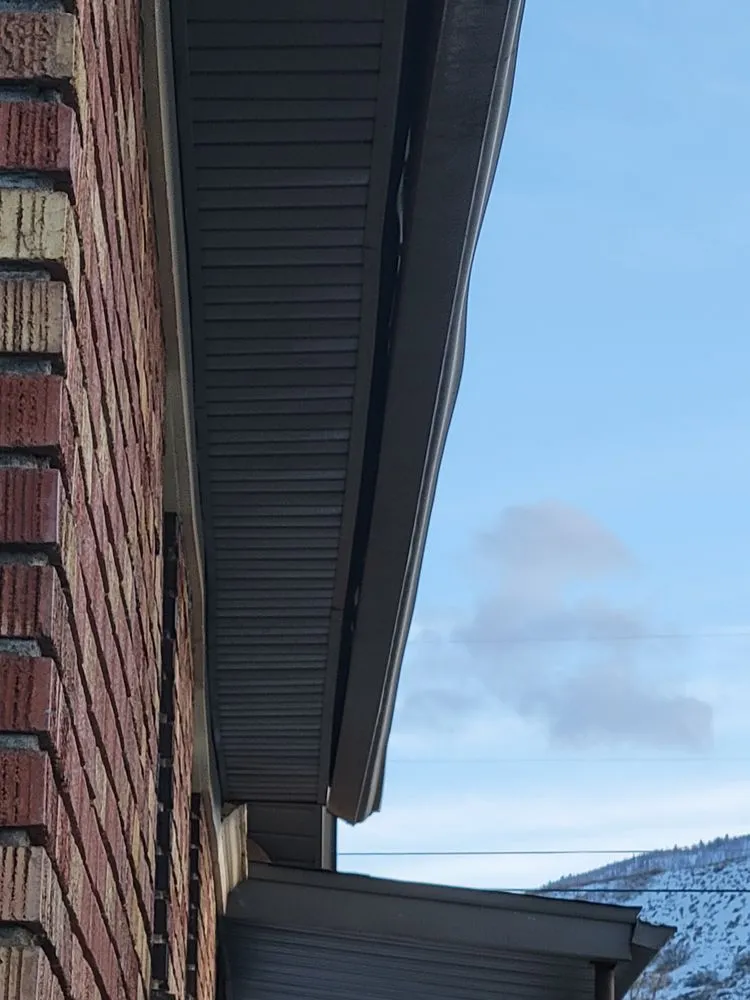 Slide of MTM Roofing