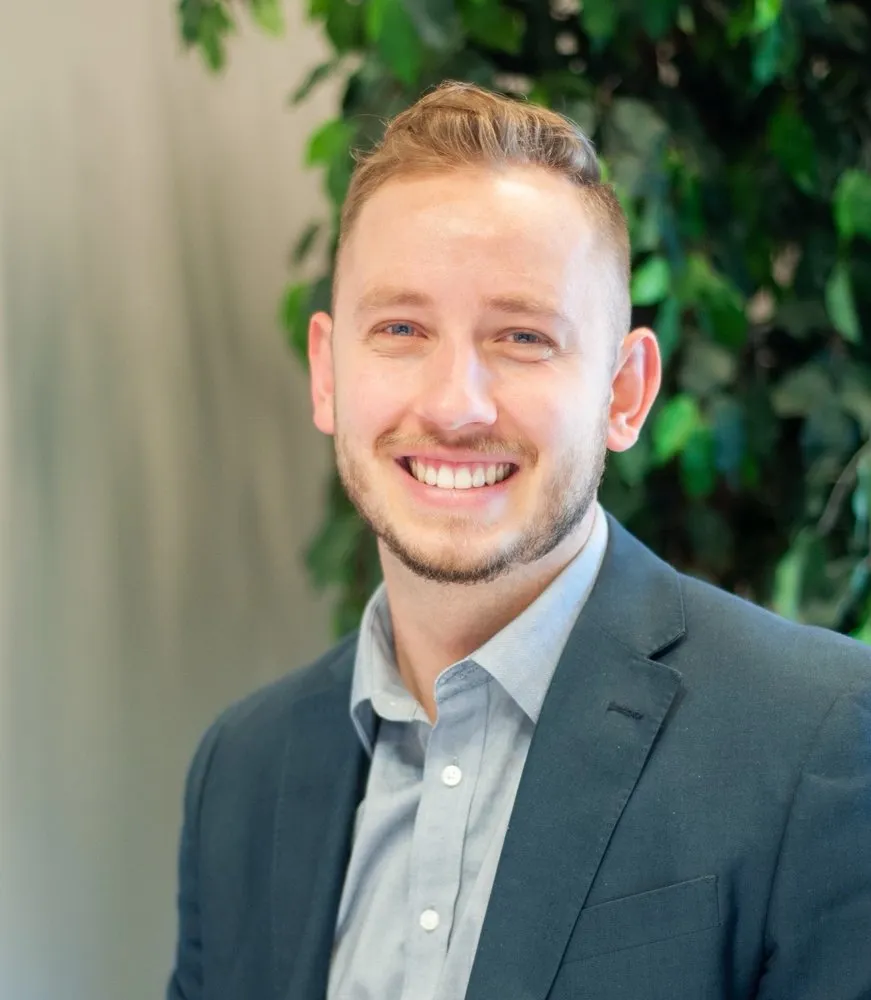 Slide of MTM Roofing