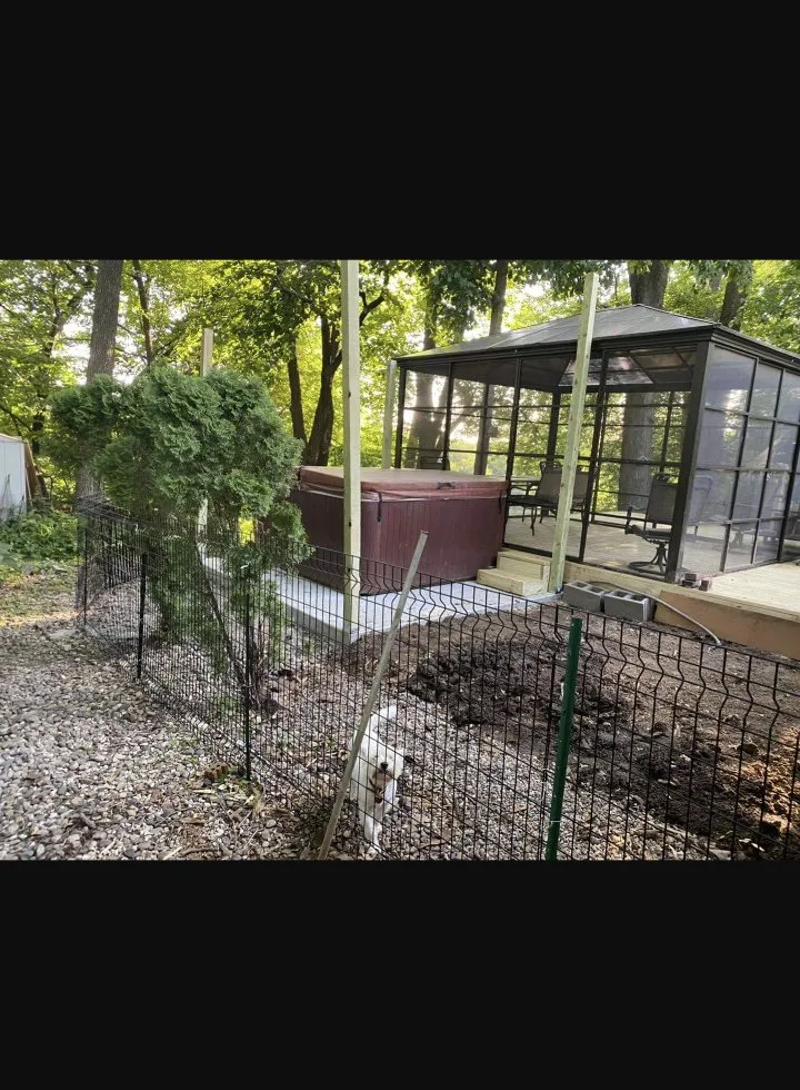 Slide of Mucu's Exteriors