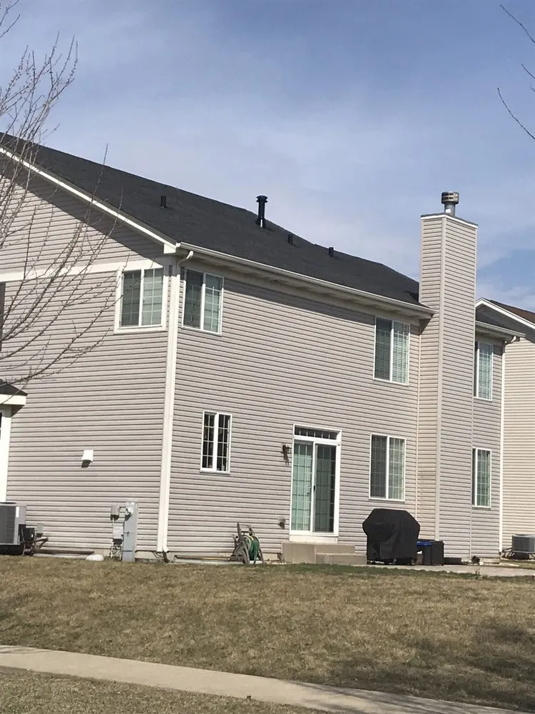 Slide of Mueller Roofing