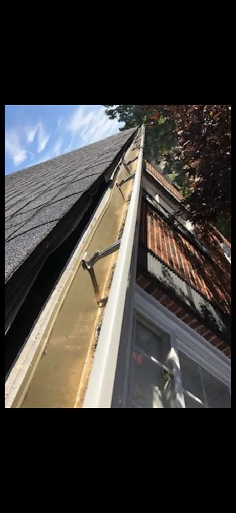 Slide of Mulligan Windows, Siding and Roofing