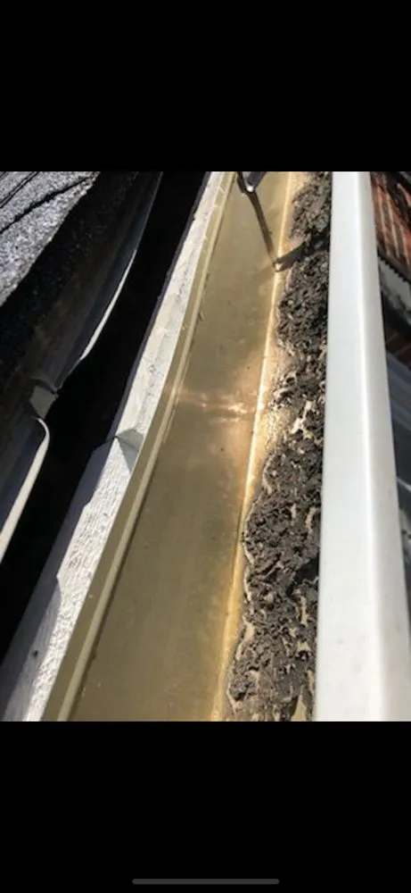 Slide of Mulligan Windows, Siding and Roofing