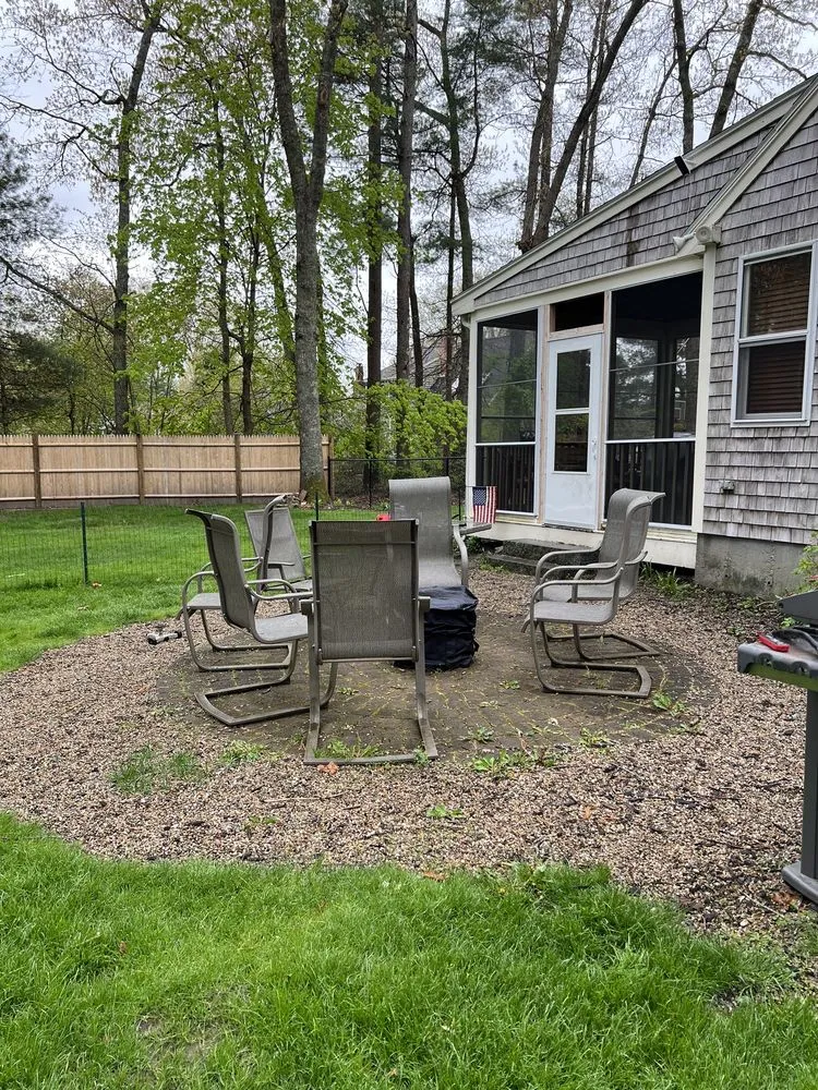 Slide of Munroe Roofing & Construction