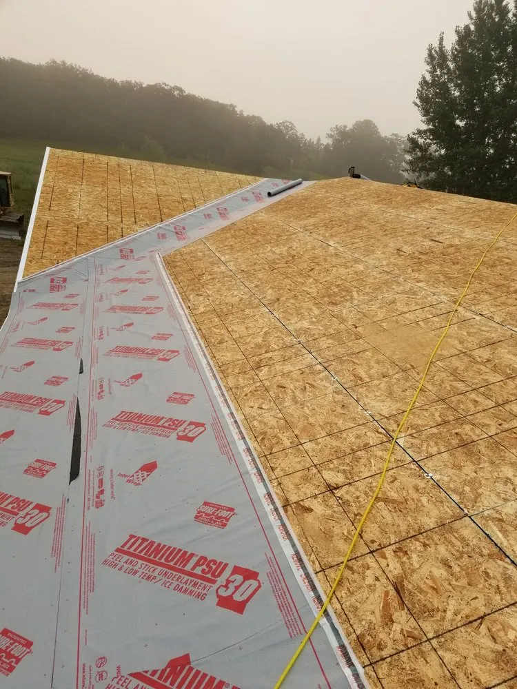 Slide of Munter Roofing