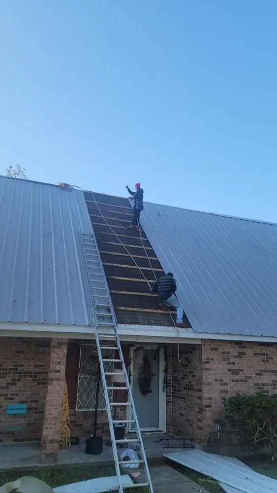 Slide of Murcia's Roofing