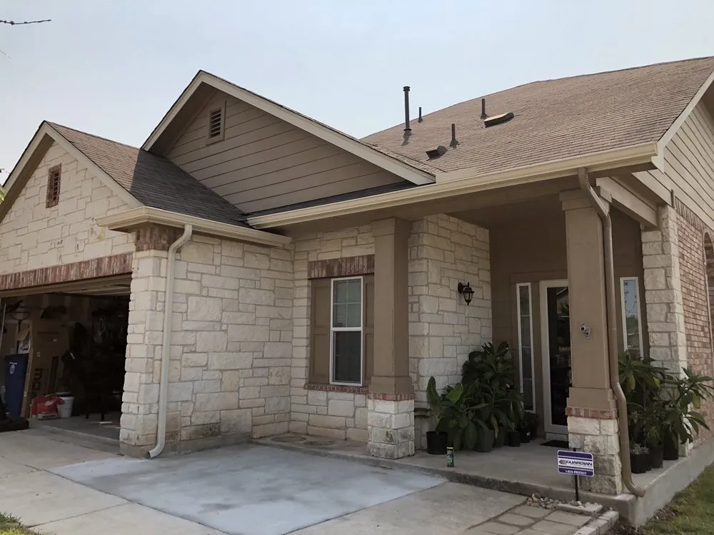 Slide of Murillo Seamless Gutters