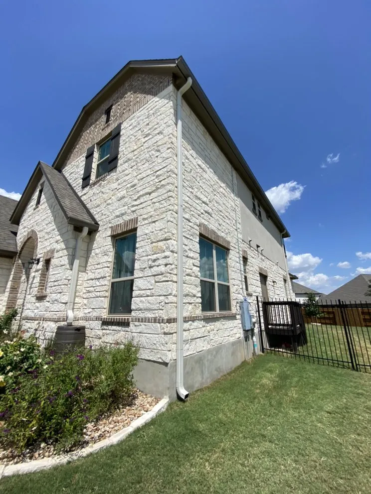 Slide of Murillo Seamless Gutters