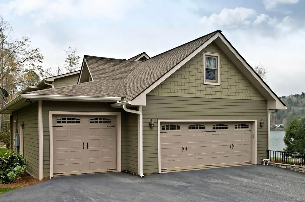 Slide of Murray Built Construction