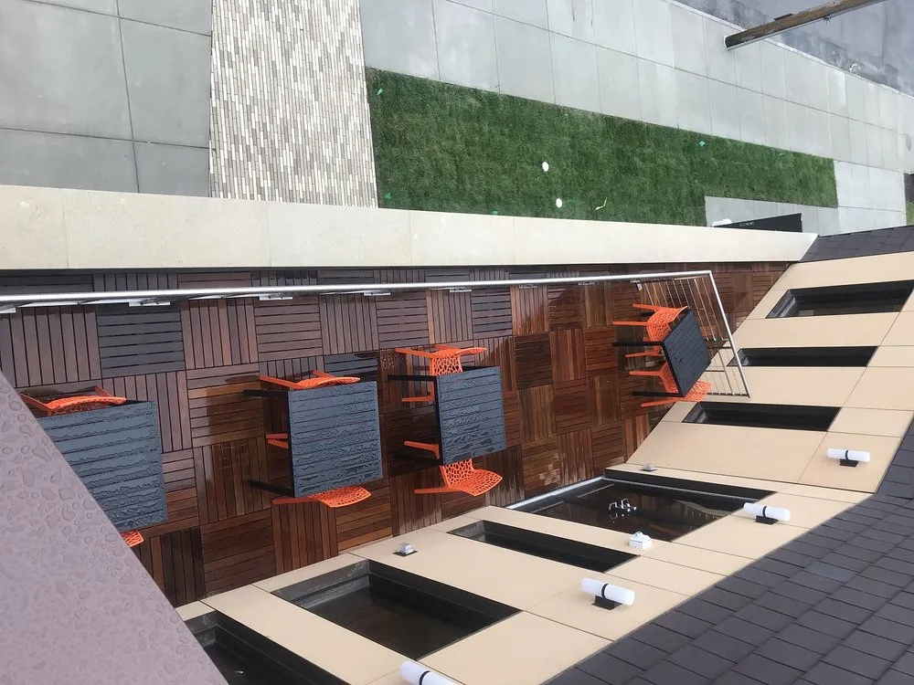 Slide of Murray Roofing