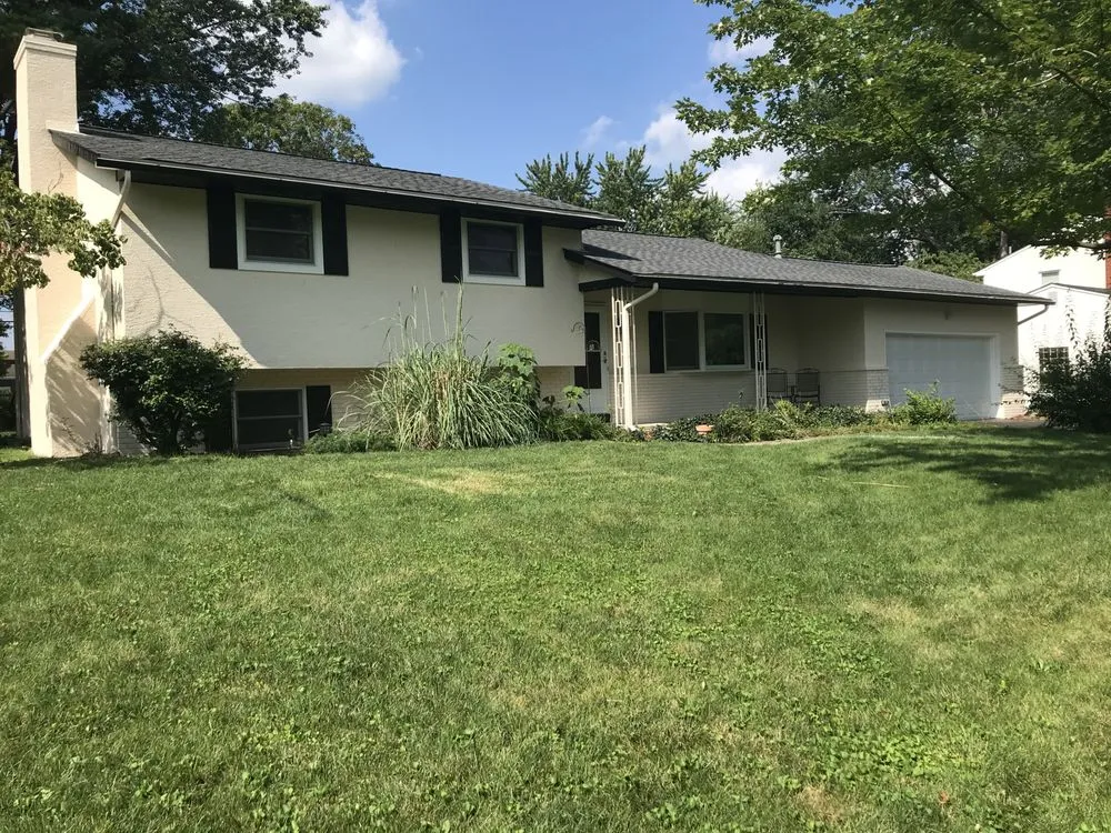 Slide of Muth & Company Roofing