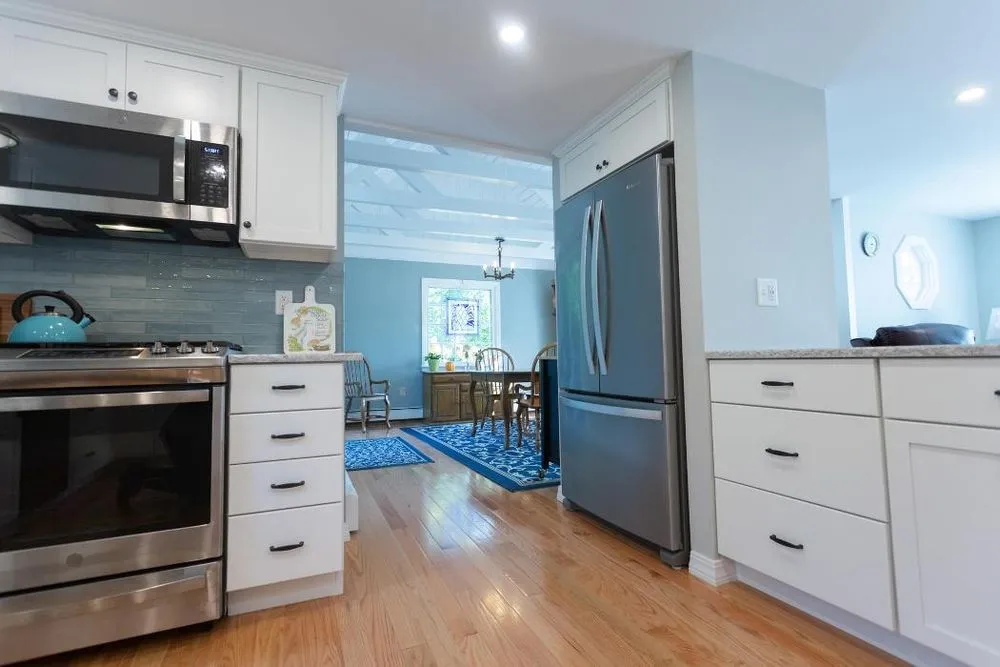 Slide of Muto Construction