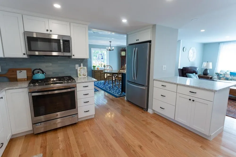 Slide of Muto Construction