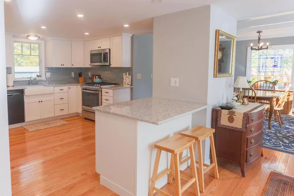 Slide of Muto Construction