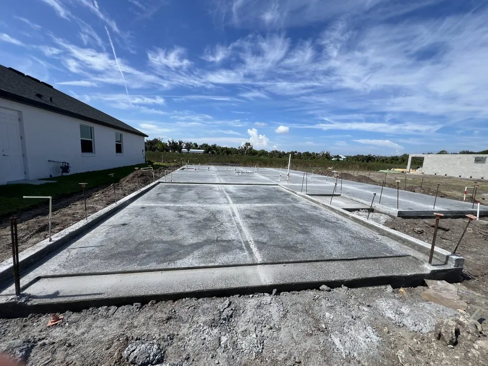 Slide of Muza Design & Construction