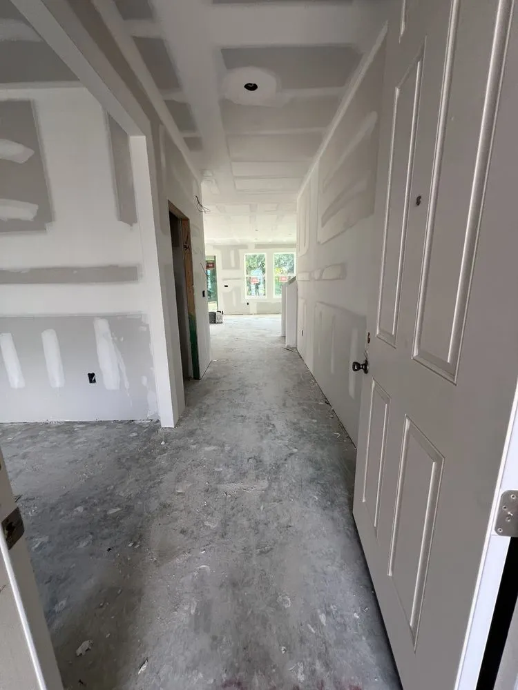 Slide of Muza Design & Construction