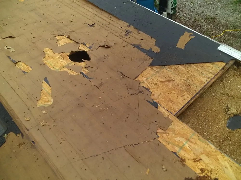 Slide of MV Roofing And Tree Services