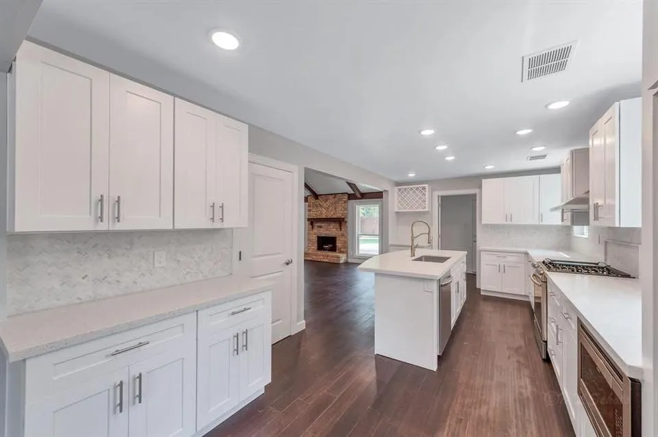 Slide of MVI Construction